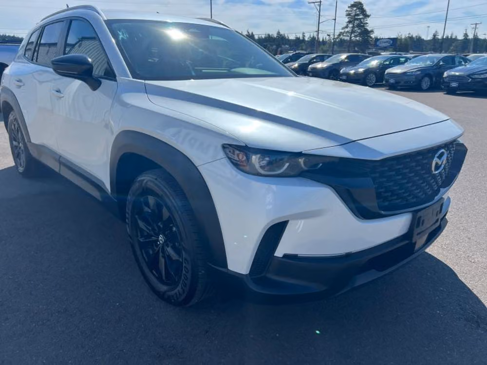 2025 Mazda CX-50 2.5 S Preferred Lower Image 3