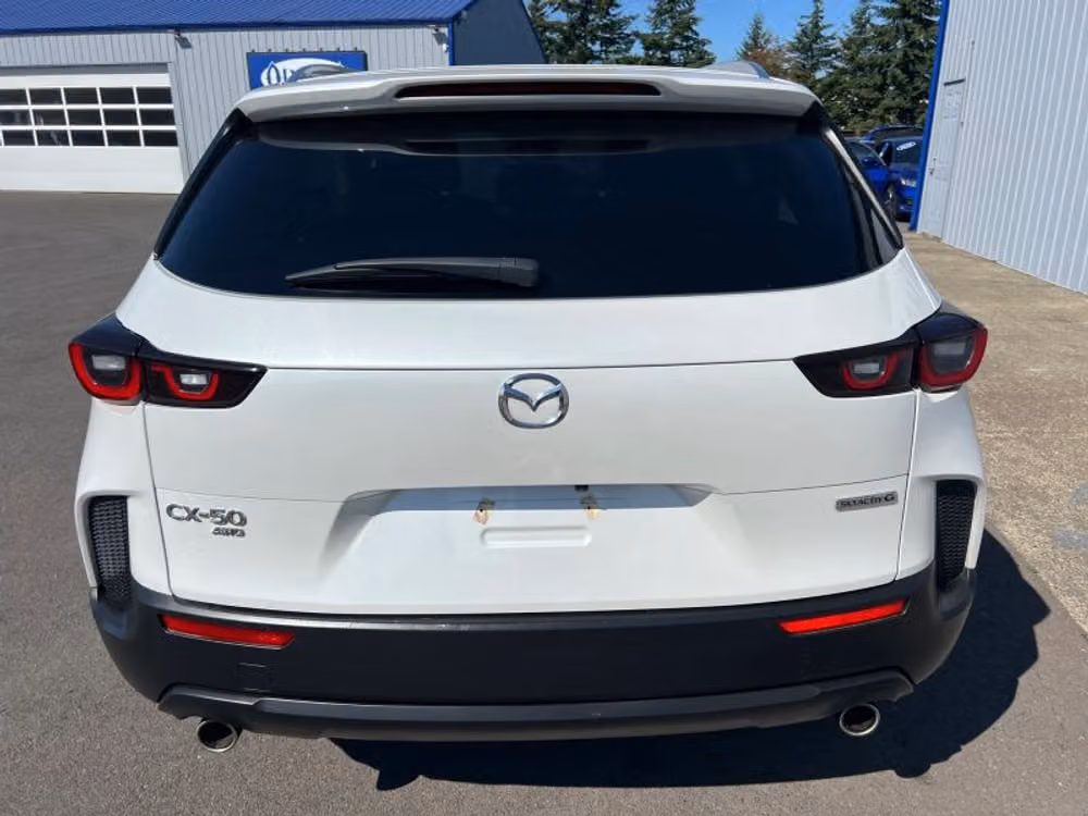 2025 Mazda CX-50 2.5 S Preferred Image 15
