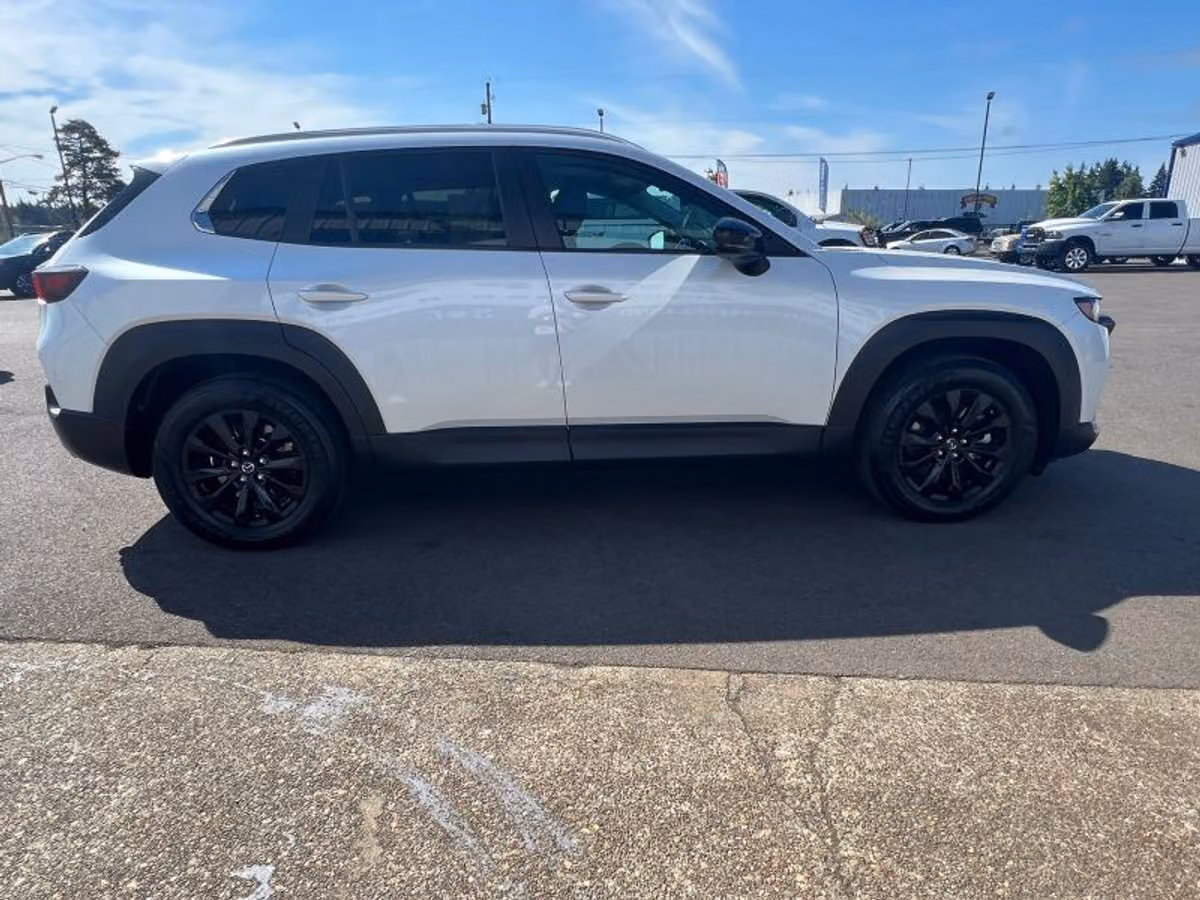 2025 Mazda CX-50 2.5 S Preferred Image 8