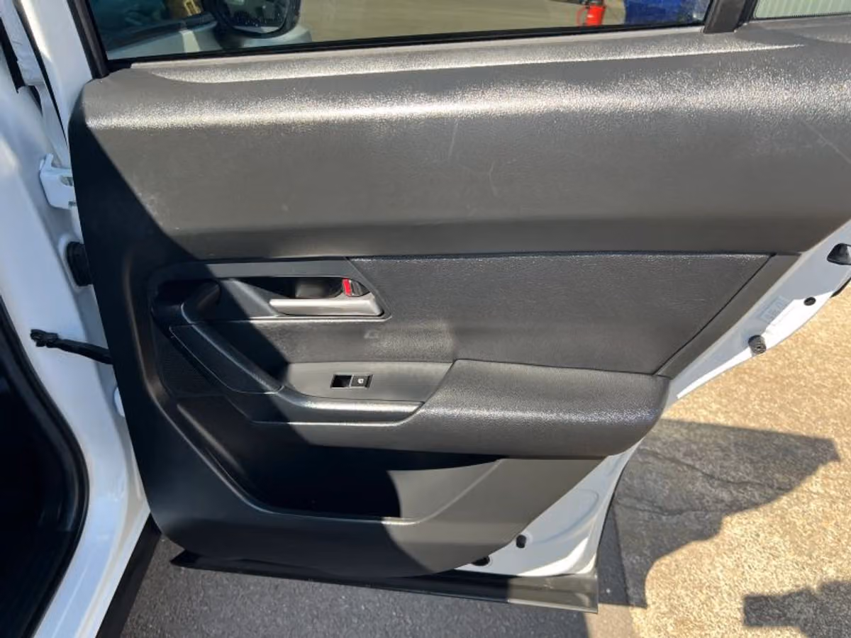 2025 Mazda CX-50 2.5 S Preferred Image 12