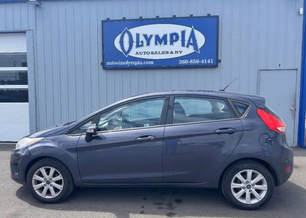 2013 Ford Fiesta SE Image 32