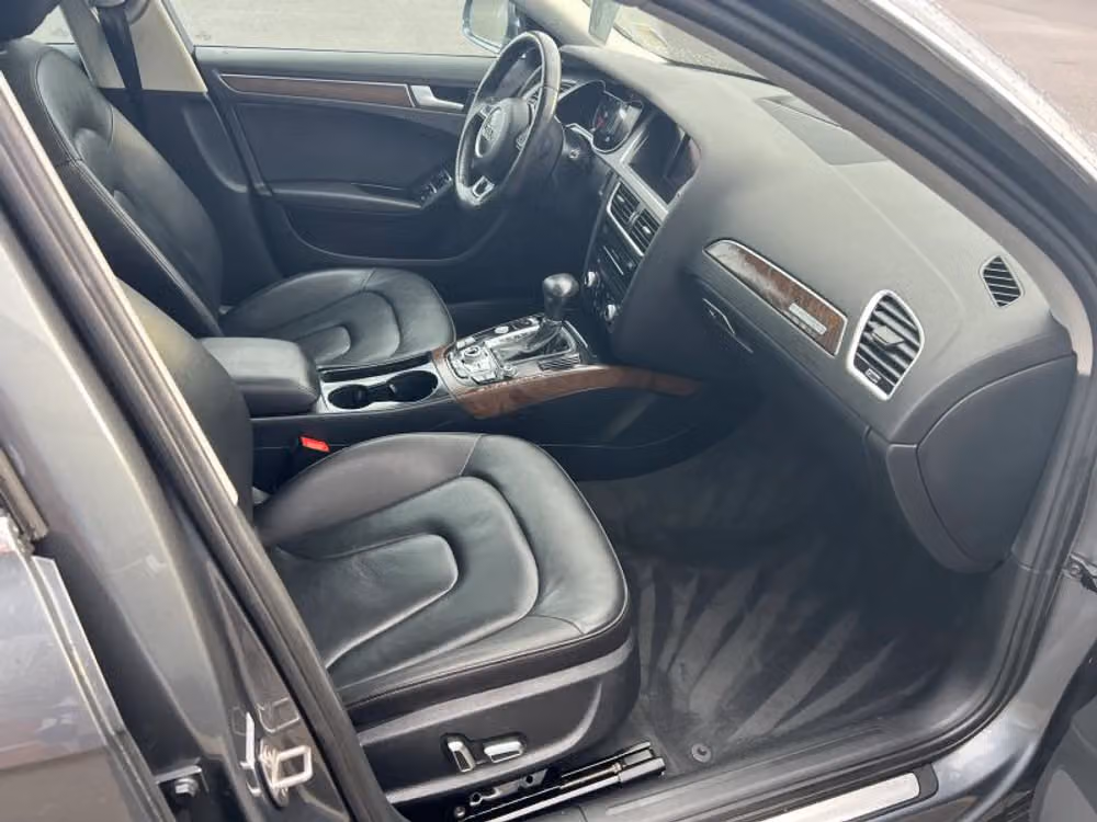 2015 Audi A4 2.0T quattro Premium Plus Image 9
