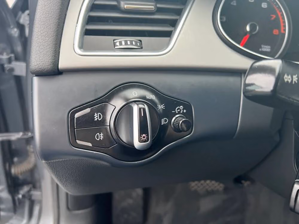 2015 Audi A4 2.0T quattro Premium Plus Image 27