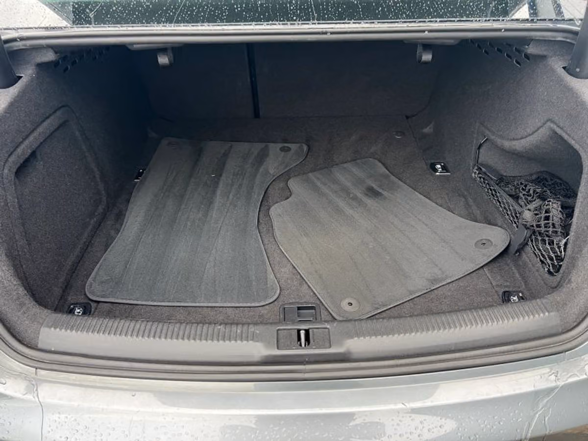 2015 Audi A4 2.0T quattro Premium Plus Image 16