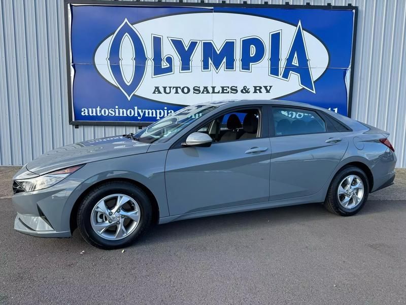 2021 Hyundai ELANTRA SE Sedan 4D Upper Image 1
