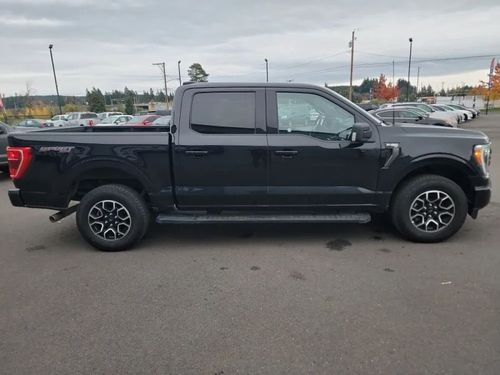 2023 Ford F-150 XLT SuperCrew Lower Image 2