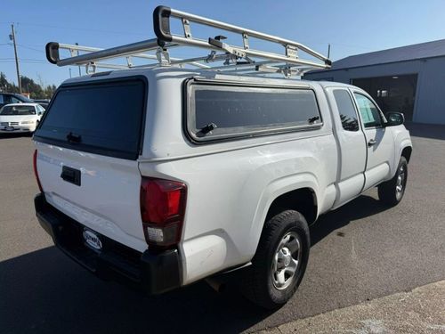 2018 Toyota Tacoma SR Access Cab Lower Image 3