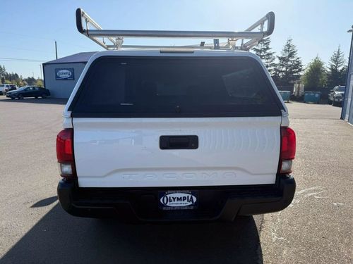 2018 Toyota Tacoma SR Access Cab Lower Image 2