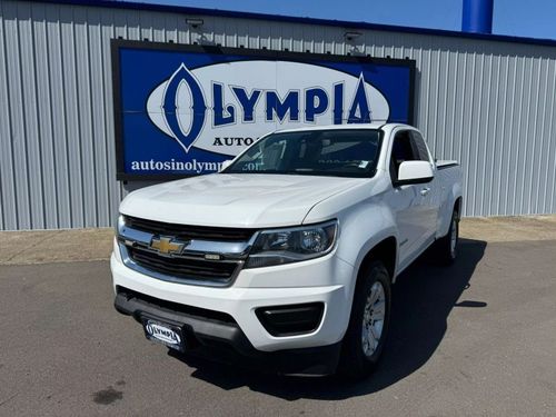2266 - 2020 Chevrolet Colorado LT Extended Cab