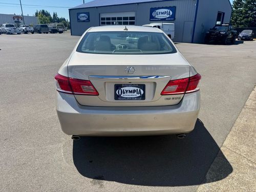 2011 Lexus ES 350 Base Lower Image 2