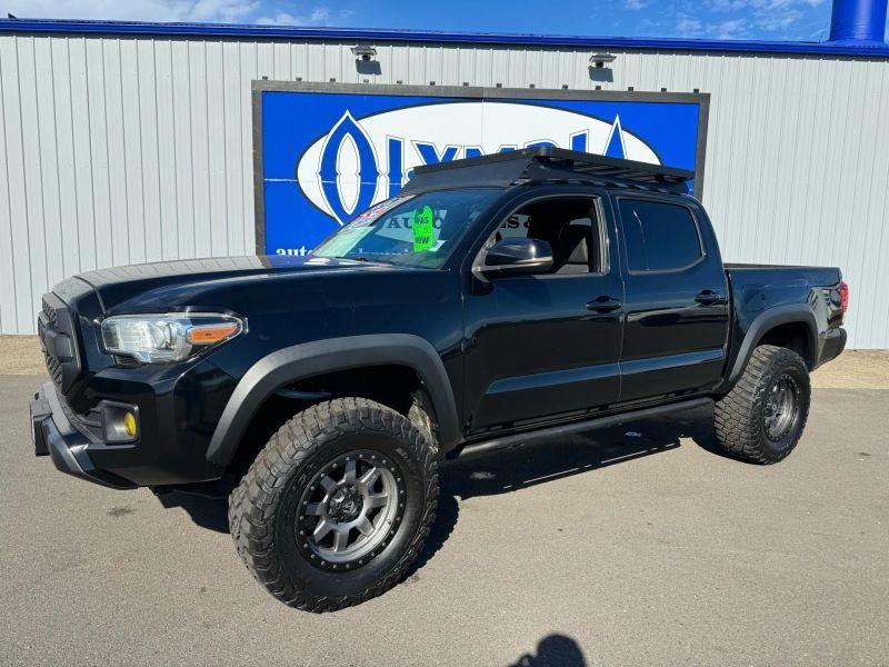 2016 Toyota Tacoma TRD Off-Road Double Cab Upper Image 1
