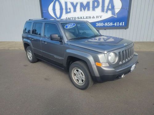 2210A - 2011 Jeep Patriot Latitude X