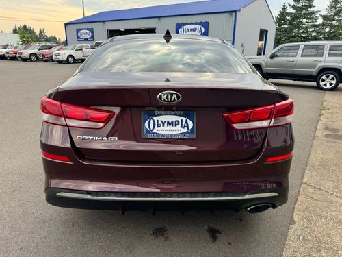 2019 Kia Optima LX Lower Image 2