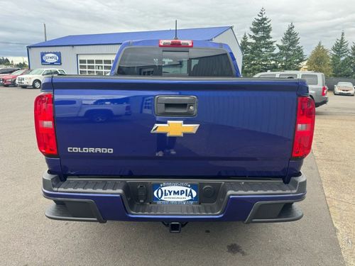 2016 Chevrolet Colorado Z71 Crew Cab Lower Image 2