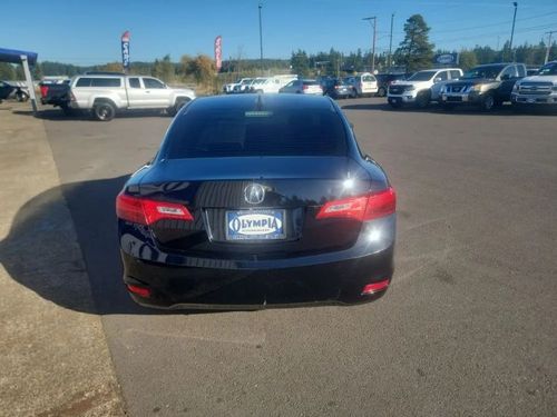 2014 Acura ILX 2.0L w/Tech Lower Image 2