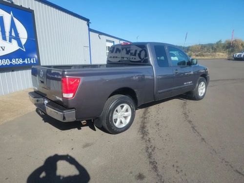 2009 Nissan Titan SE FFV King Cab Lower Image 1