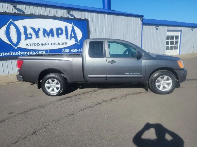 2009 Nissan Titan SE FFV King Cab Upper Image 2