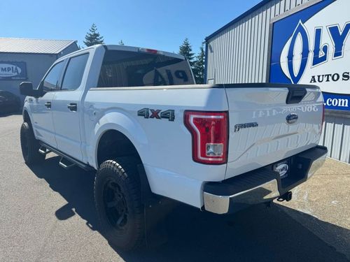 2016 Ford F-150 XLT SuperCrew Lower Image 1