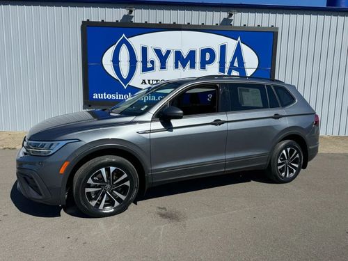 2329 - 2022 Volkswagen Tiguan S 4Motion