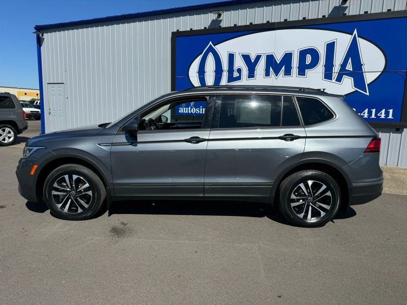 2022 Volkswagen Tiguan S 4Motion Upper Image 2