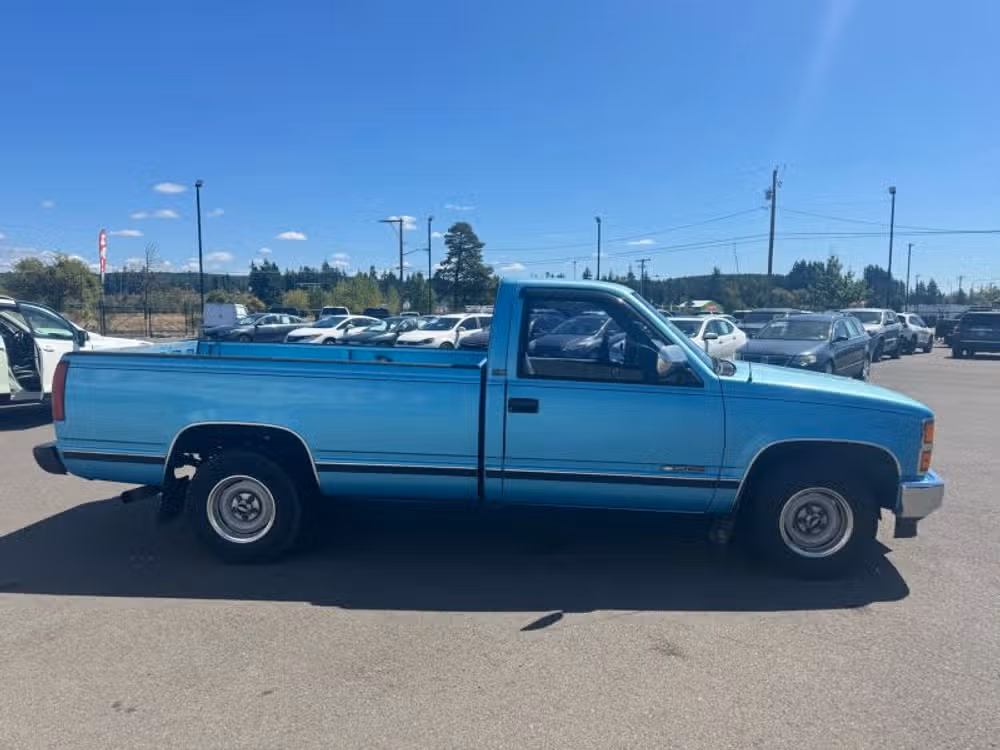 1993 Chevrolet C/K 1500 Series Long Bed Image 6