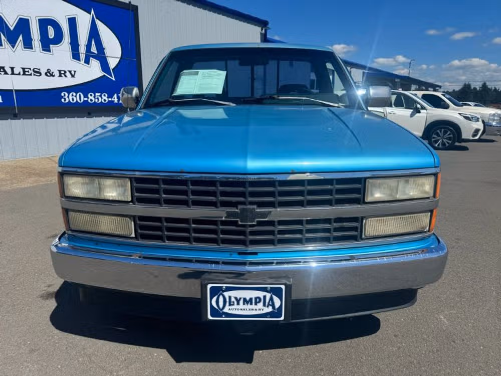 1993 Chevrolet C/K 1500 Series Long Bed Image 8