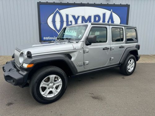 2335 - 2018 Jeep Wrangler Unlimited Sport S
