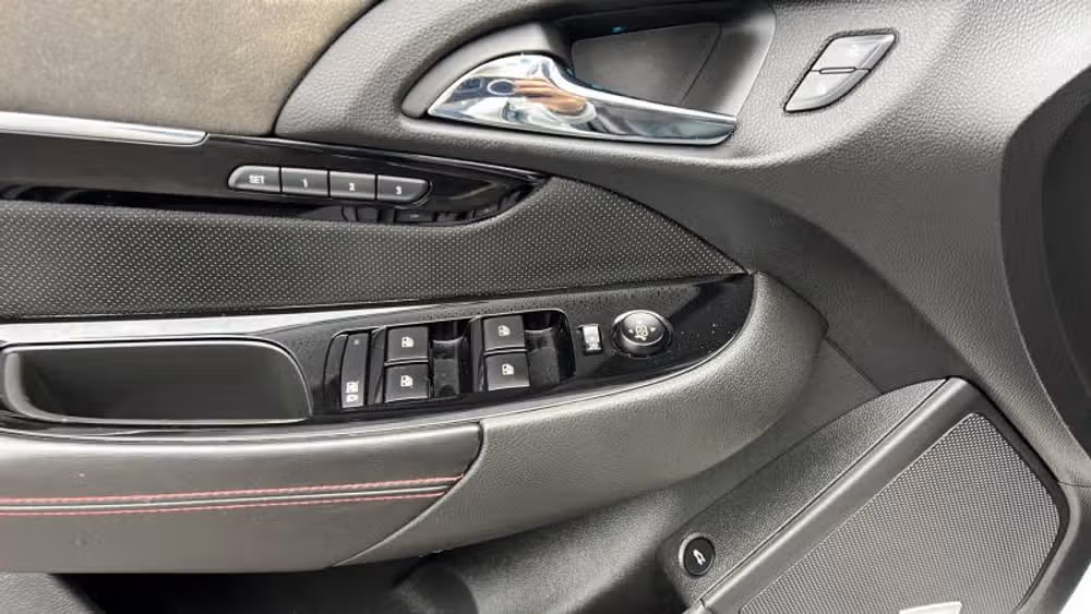 2014 Chevrolet SS Base Image 14