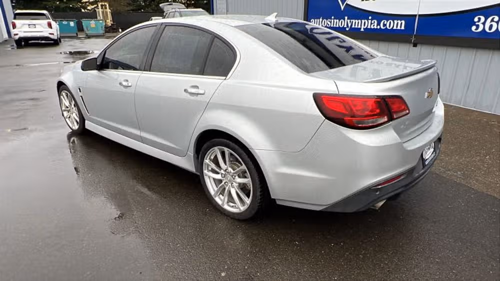 2014 Chevrolet SS Base Image 11