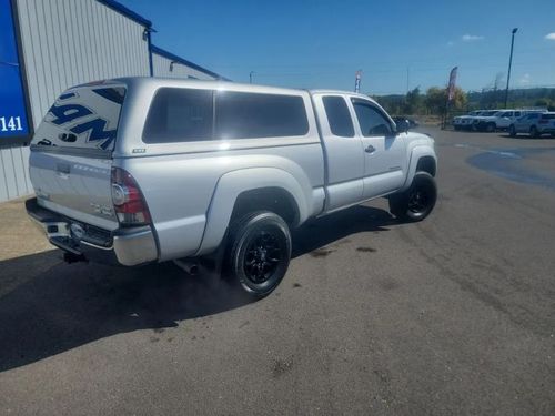 2013 Toyota Tacoma PreRunner V6 Access Cab Lower Image 1