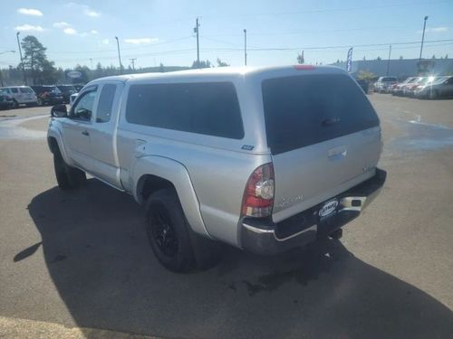 2013 Toyota Tacoma PreRunner V6 Access Cab Lower Image 3