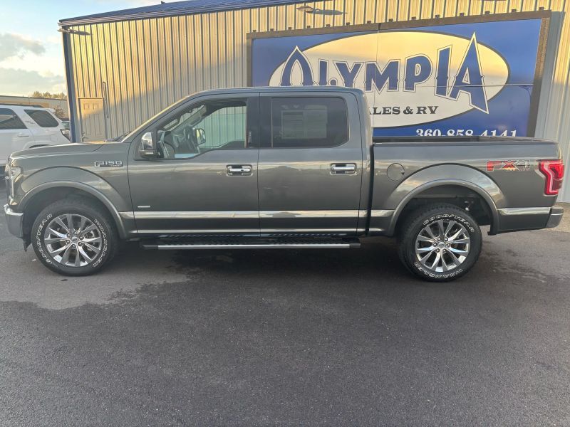 2017 Ford F-150 Lariat SuperCrew Upper Image 2
