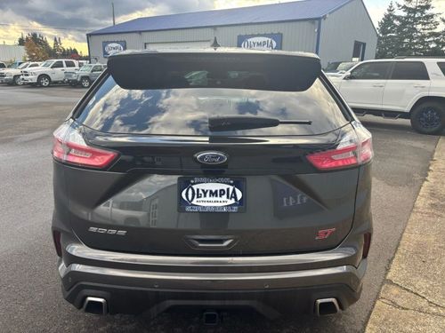 2019 Ford Edge ST Lower Image 2