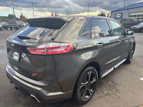 2019 Ford Edge ST Lower Image 3