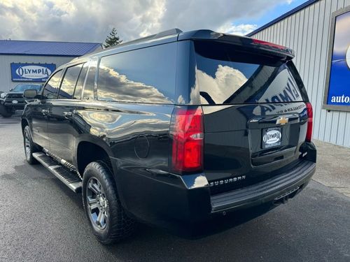 2015 Chevrolet Suburban LT Lower Image 1