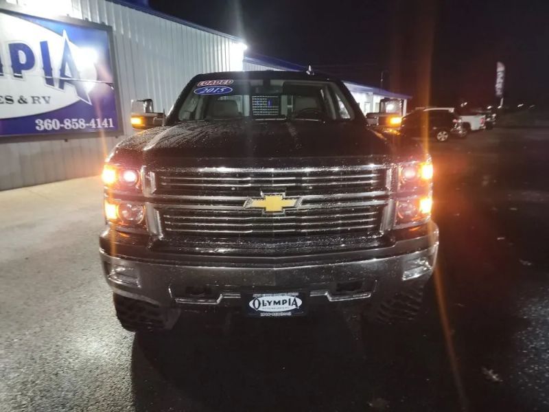 2015 Chevrolet Silverado 1500 LTZ Crew Cab Upper Image 2
