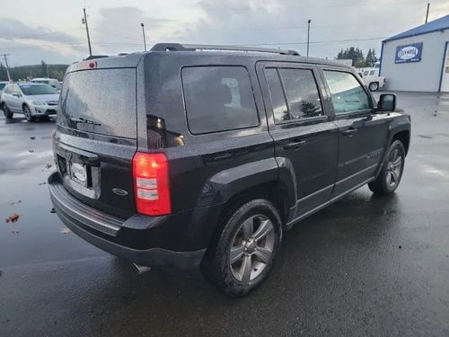 2017 Jeep Patriot Sport SE Lower Image 3