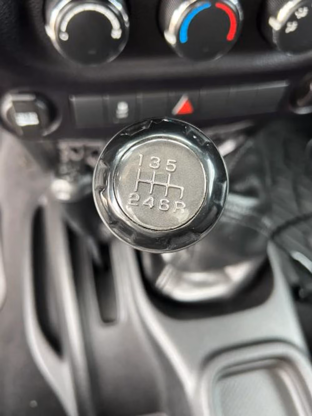 2015 Jeep Wrangler Sport Image 21