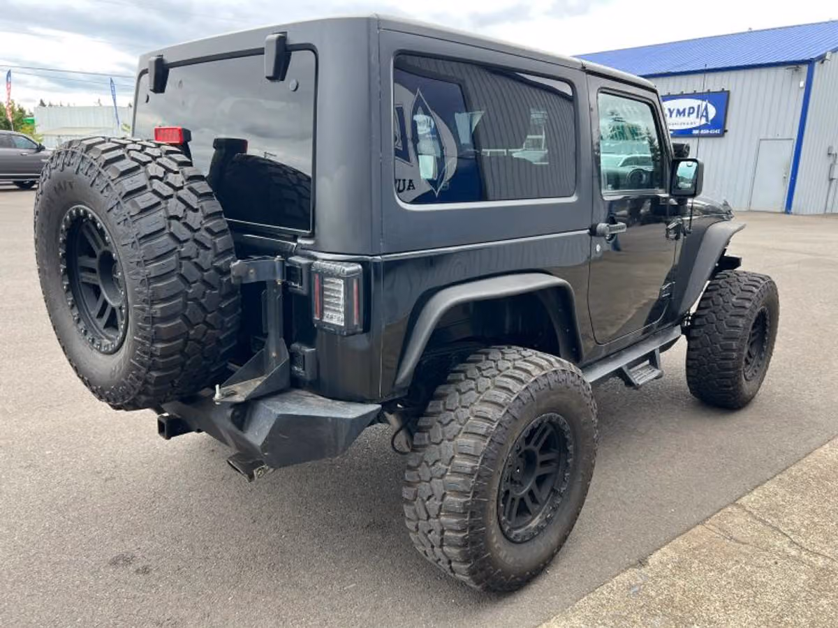 2015 Jeep Wrangler Sport Image 11