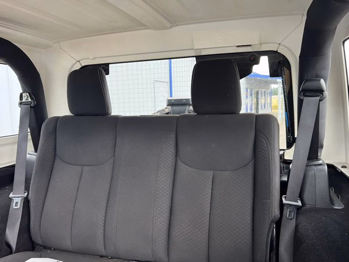 2015 Jeep Wrangler Sport Image 20