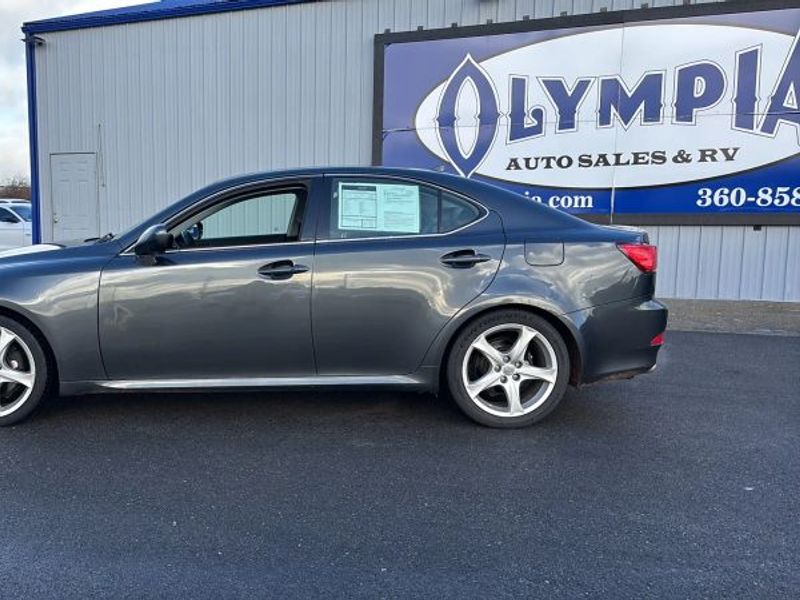 2008 Lexus IS 250 photo 2