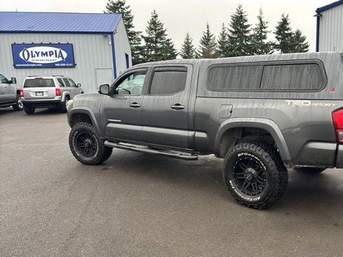 2016 Toyota Tacoma TRD Sport Double Cab Lower Image 1