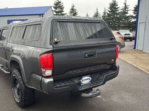 2016 Toyota Tacoma TRD Sport Double Cab Lower Image 2