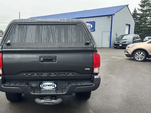 2016 Toyota Tacoma TRD Sport Double Cab Lower Image 3