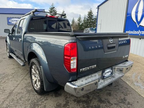 2014 Nissan Frontier SV Lower Image 1