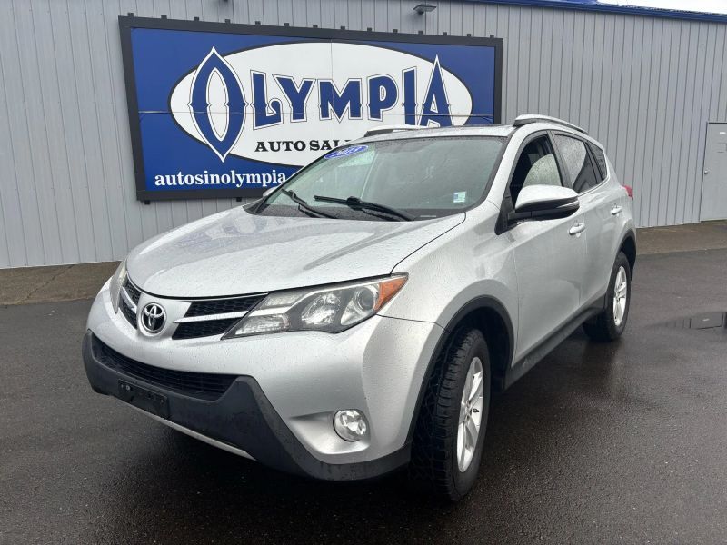 2013 Toyota RAV4 XLE's photo