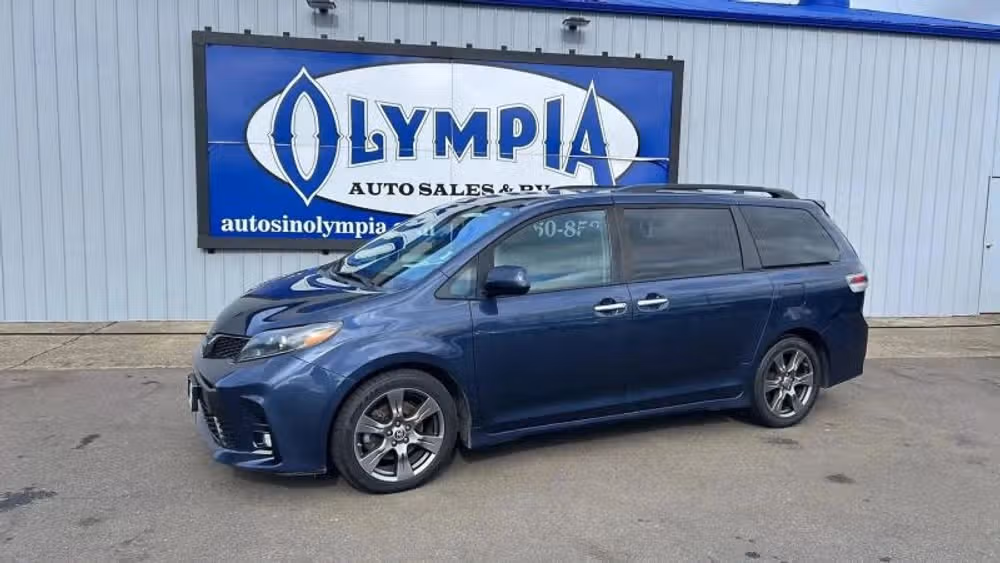 2020 Toyota Sienna Limited V6 AWD 7-Passenger's photo