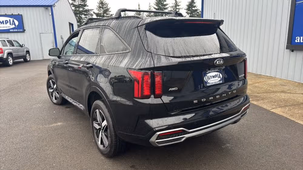 2021 Kia Sorento EX Image 3
