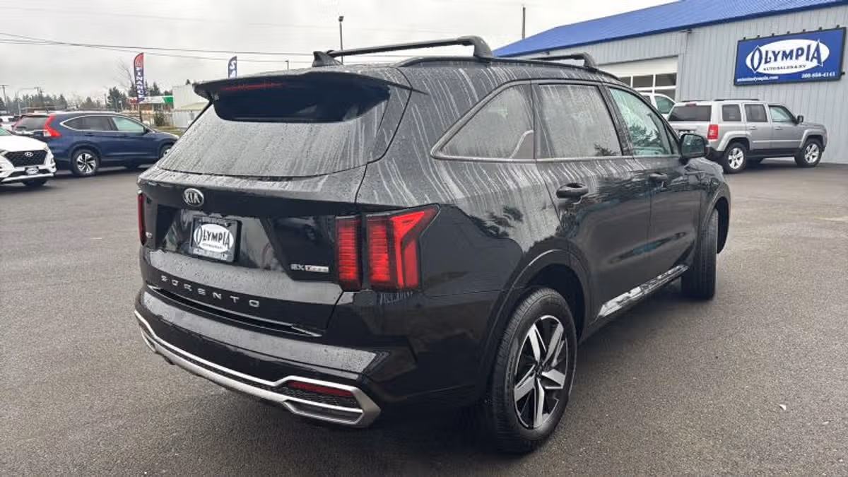 2021 Kia Sorento EX Image 5