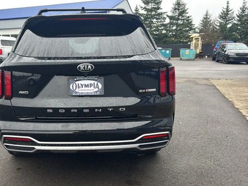 2021 Kia Sorento EX Lower Image 2
